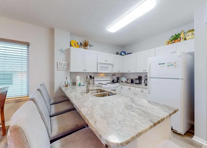 Holiday home Gulf Front Corner W A Private Balcony A Shared Beachside Pool Gulf Shores