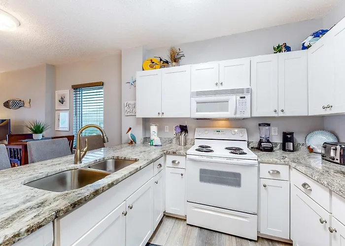 Gulf Front Corner W A Private Balcony A Shared Beachside Pool Gulf Shores