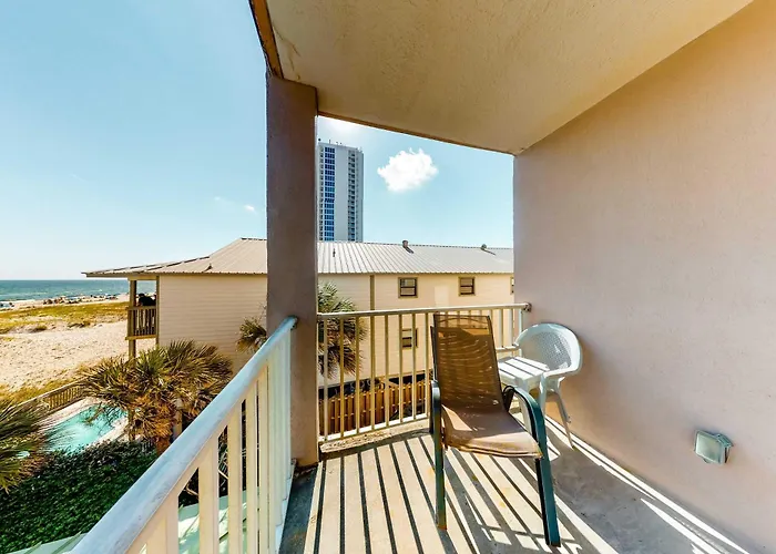Gulf Front Corner W A Private Balcony A Shared Beachside Pool Holiday home