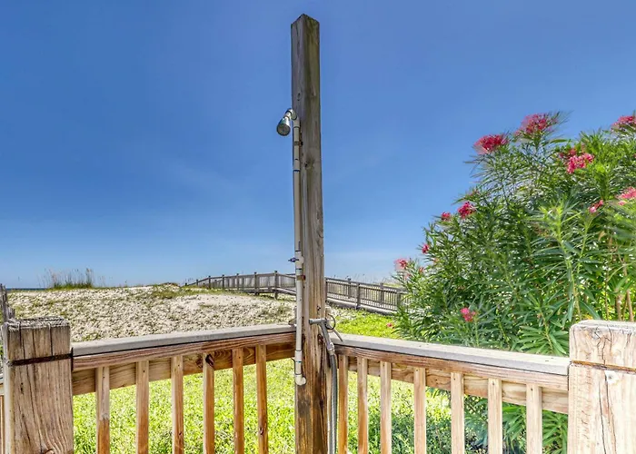 Gulf Front Corner W A Private Balcony A Shared Beachside Pool Holiday home